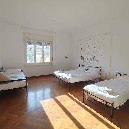 Dock Bay Lodge Hostello Triest Exterior foto