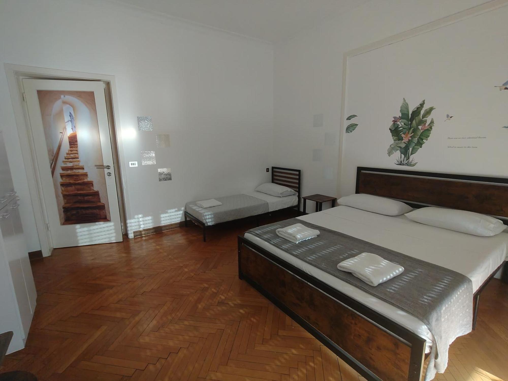 Dock Bay Lodge Hostello Triest Exterior foto